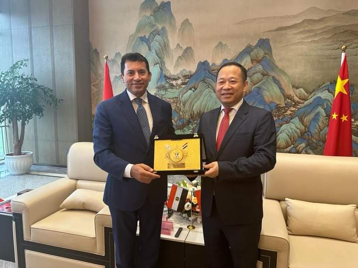 صبحي يستعرض الأداء الاقتصادى والمالي لقطاعي الشباب والرياضة كمحفز للنمو الإقتصادي من 2018 حتى 2023