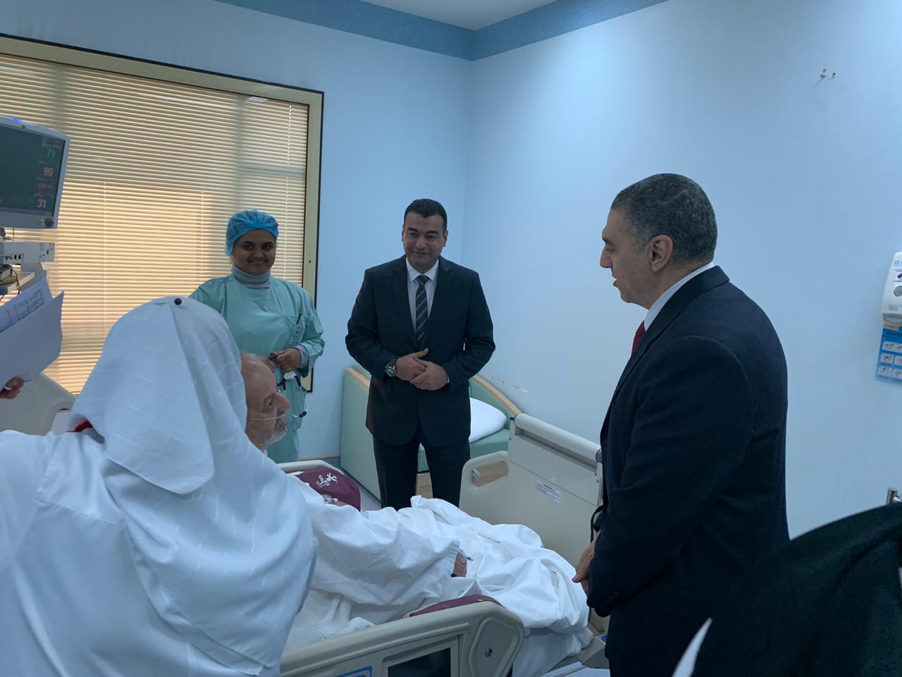 القوي العاملة تتابع أحوال المصريين المرضى  فى الرياض