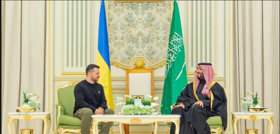 ولي العهد السعودي يستقبل الرئيس الأوكراني لبحث تطورات الأزمة (الروسية - الأوكرانية)