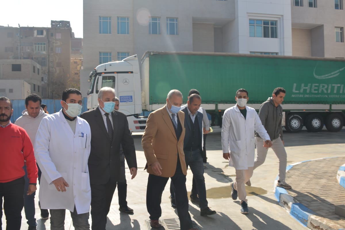 محافظ القليوبية يتفقد أعمال الفرش الطبي والإداري لمستشفى القناطر المركزي لافتتاحها وإدخالها الخدمة قريبا