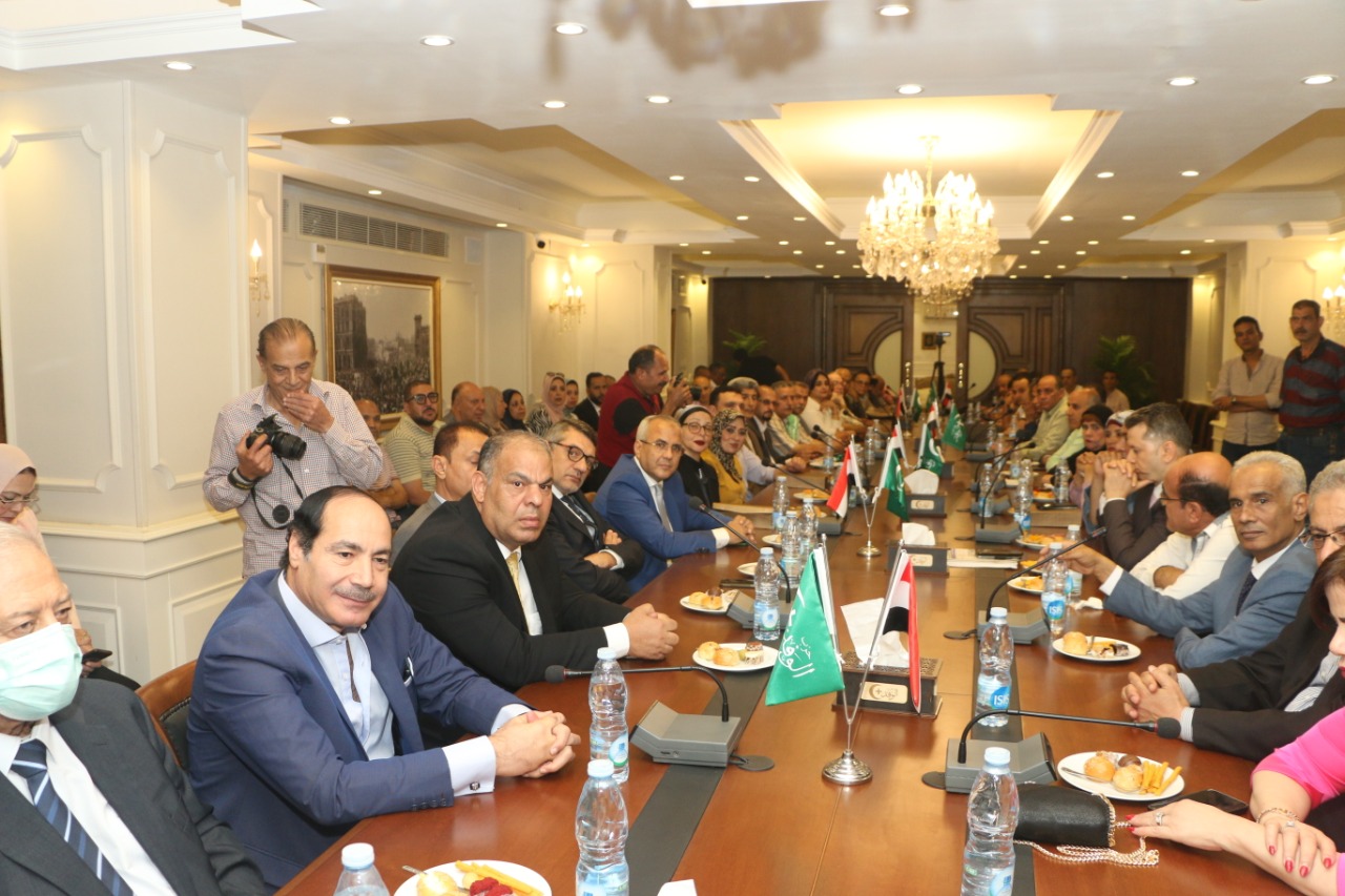 بالصور : يمامة يُكرم أبناء جريدة الوفد الحاصلين على جوائز عملية في مجالات مختلفة