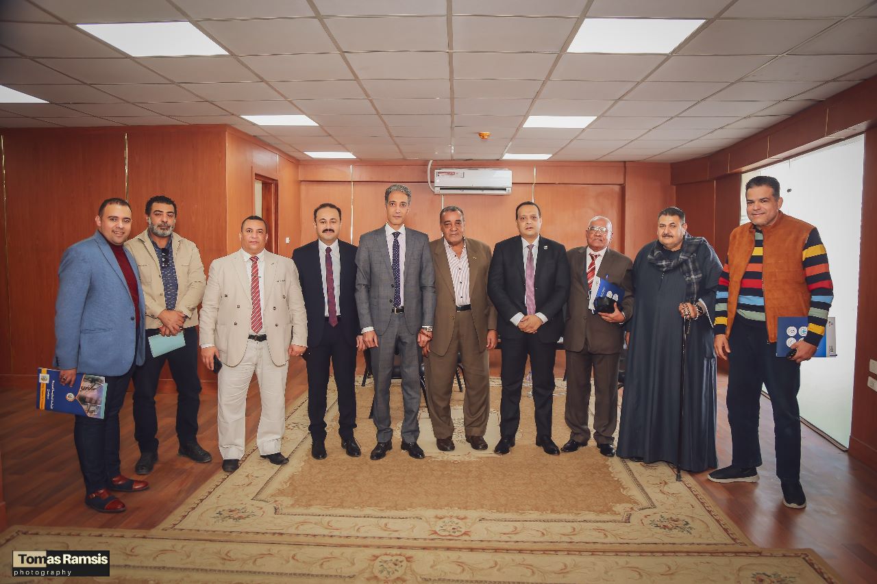 غرفة سوهاج وجهاز المشروعات الصغيره ينظما ندوه لعرض المزايا الممنوحه لمنتسبى الغرفه   