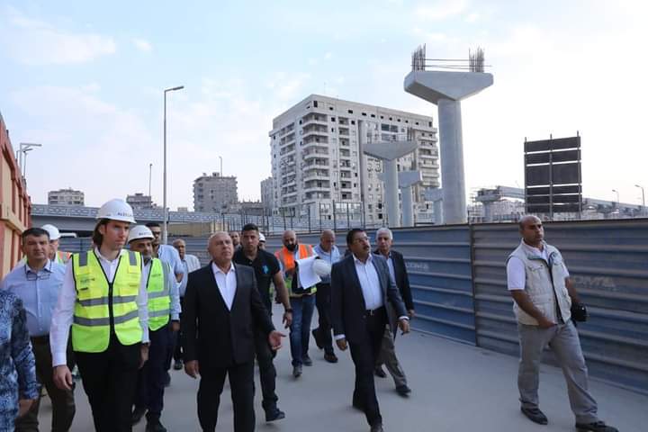 وزير النقل يتفقد مشروع مونوريل شرق النيل و يتابع الاستعدادات الخاصة بالتشغيل التجريبي لقطارات المونوريل في المسافة من ورشة صيانة المونوريل وحتى محطة العدالة بالعاصمة الادارية الجديدة تمهيداً لتدشين المشروع خلال مؤتمر المناخ الشهر القادم