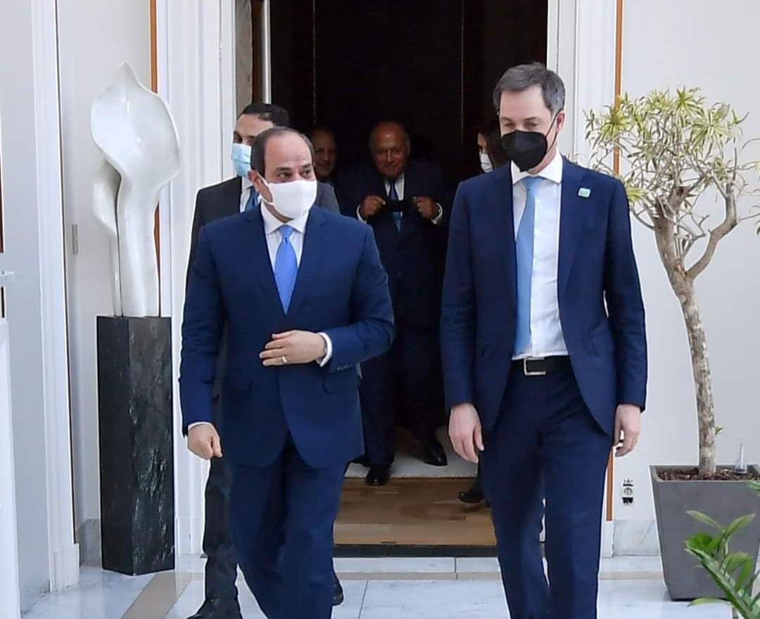 الرئيس يجري مباحثات  مع رئيس وزراء بلجيكا "ألكسندر دي كرو