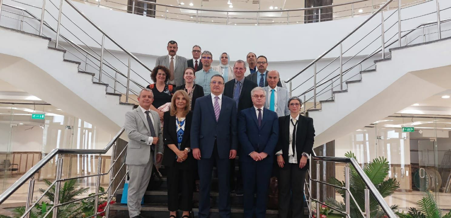 لبحث سبل التعاون : جامعة بنها الأهلية تستقبل وفدا من الجامعة الفرنسية بالقاهرة