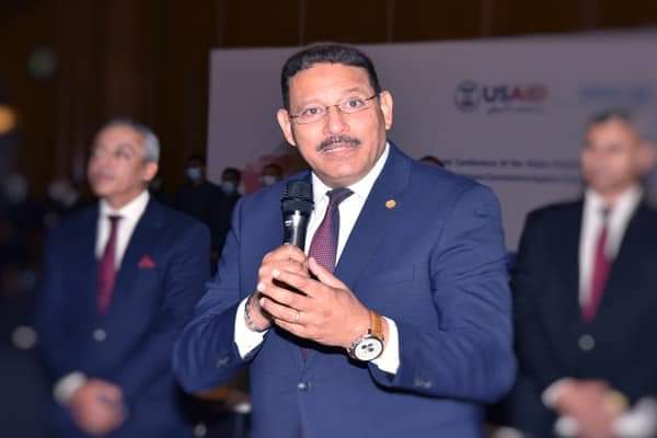 القبض على رئيس جامعة دمنهور وآخرين في قضية رشوة