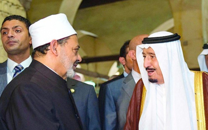 شيخ الأزهر يهنئ خادم الحرمين الشريفين وسمو ولي العهد بنجاح موسم الحج