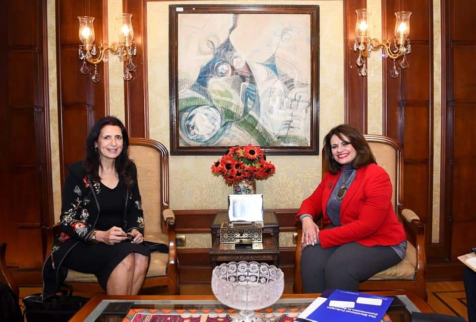 وزيرة الهجرة تستقبل المدير التنفيذي ومدير البرامج في "هيئة فولبرايت" بمصر