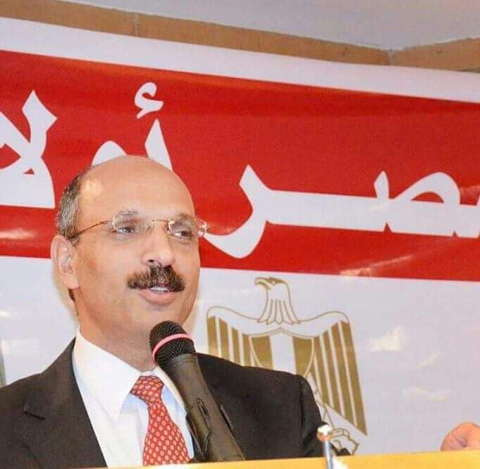 عميد دار العلوم يتجاهل دعوة أستاذه وعميد الكلية السابق لحضور احتفالات الكلية