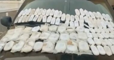ضبط سائق و3 عاطلين بحوزتهم حشيش وهيروين واستروكس بقصد الاتجار بالإسماعيلية