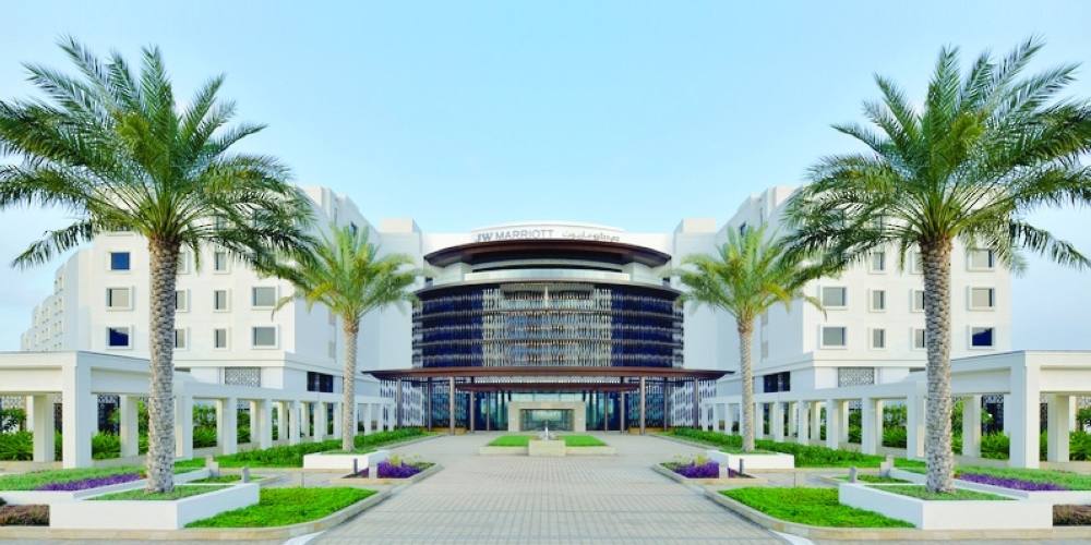 لترسيخ مكانة سلطنة عُمان كوجهة سياحية عالمية...افتتاح المرحلة الأولى من مشروع مدينة العرفان 