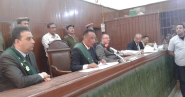 المشدد 7 سنوات لـ 4 متهمين والحبس سنتين لمتهمين قتلوا مواطنا وشرعوا فى قتل آخرين بالمطرية