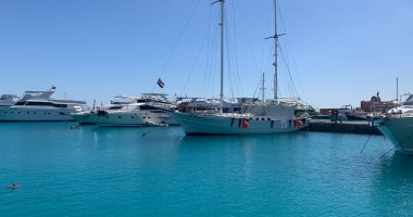 إنقاذ 16 شخصا من الغرق على متن لنش سياحي بالغردقة