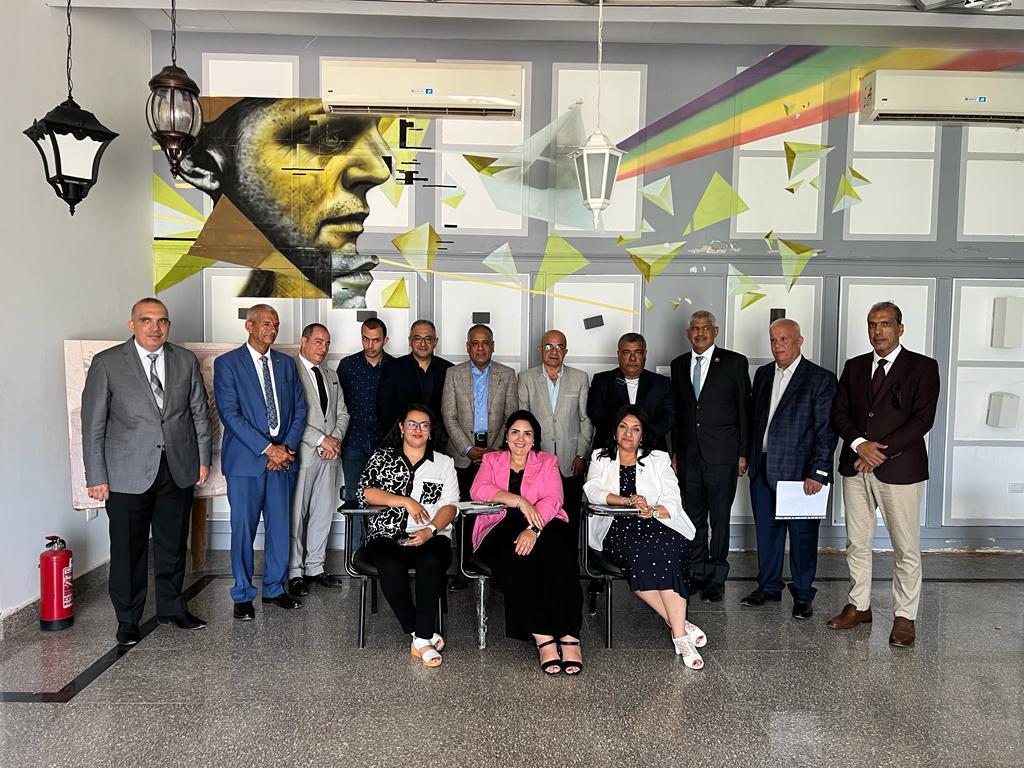 رجال الاعمال المصريين الافارقة يجتمعون ب صناعية النواب