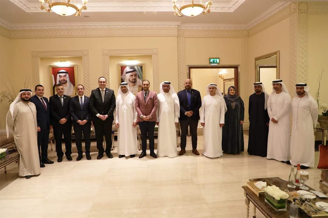 رئيس هيئة الرعاية الصحية يلتقي رئيس هيئة صحة دبي لبحث التعاون