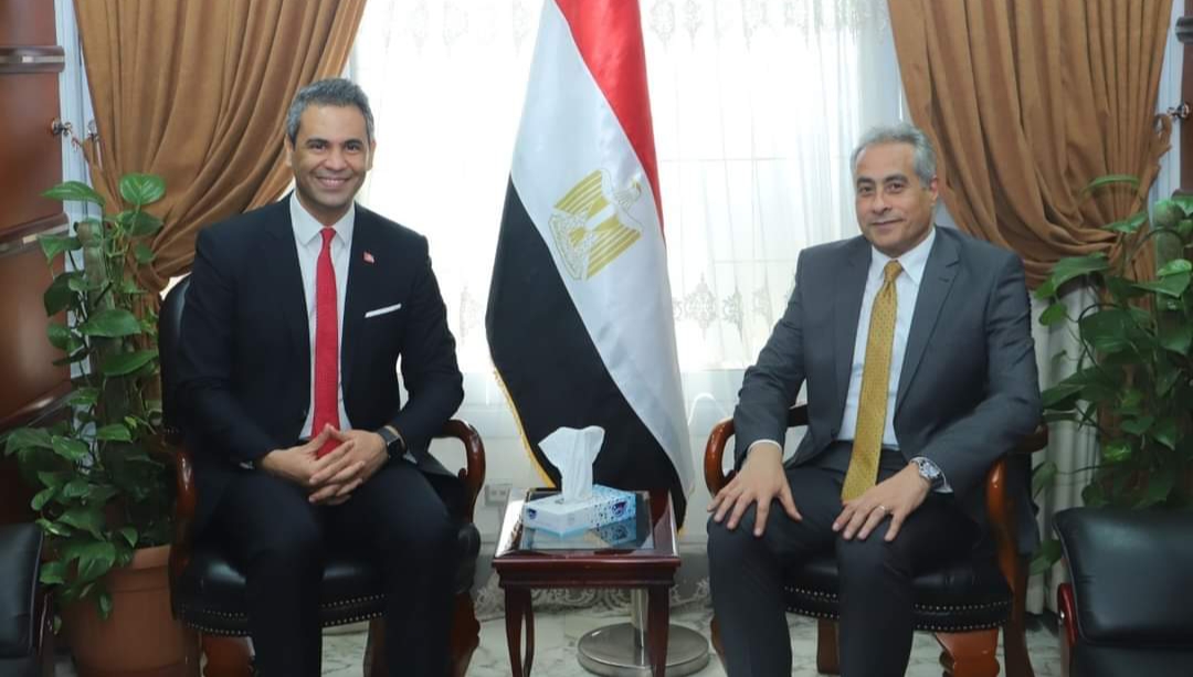 وزير القوى العاملة يلتقي نظيره التونسي لبحث سبل تعزيز التعاون بين الوزارتين