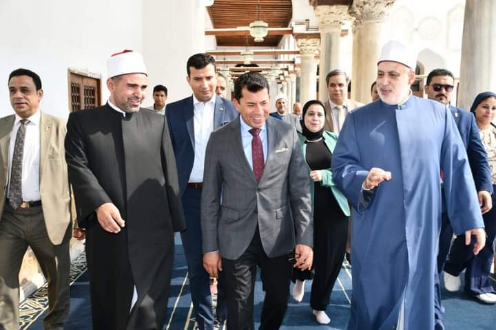 الشباب والرياضة والأزهر يوقعان بروتوكول تعاون "رواق الأزهر " لتعزيز الهوية الدينية والوطنية لدى الشباب والنشء