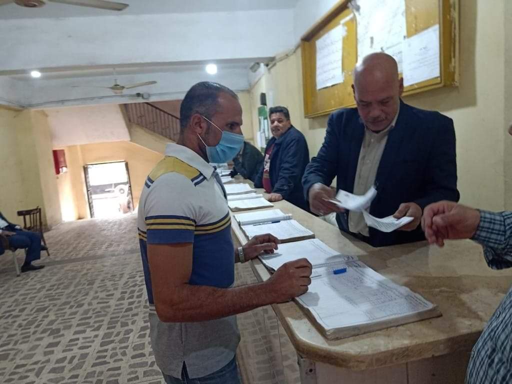 " اليوم" بدء تطبيق قرار مجلس الوزراء بشأن تنظيم دخول العاملين بالجهاز الإداري لمقرات عملهم بعد الحصول على لقاح كورونا 