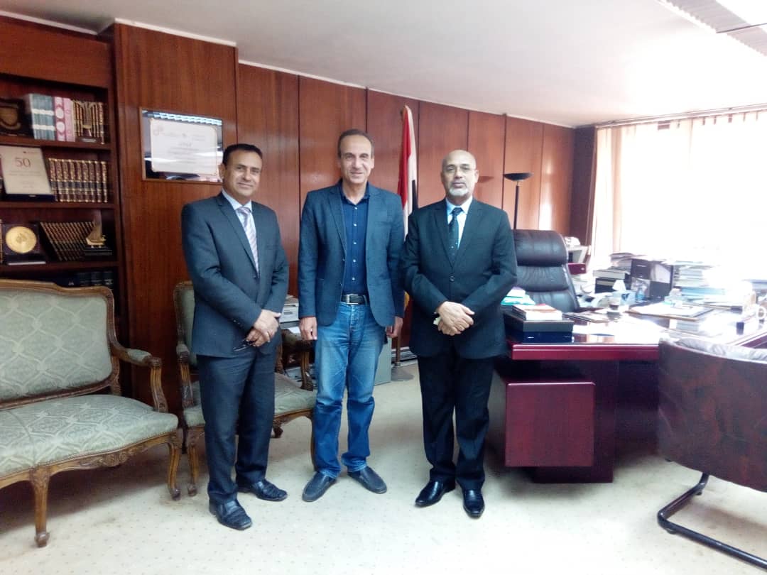 السفير التشادى يطلب الاستعانة بخبرة مصر فى تنظيم أول معرض للكتاب فى "نجامينا"