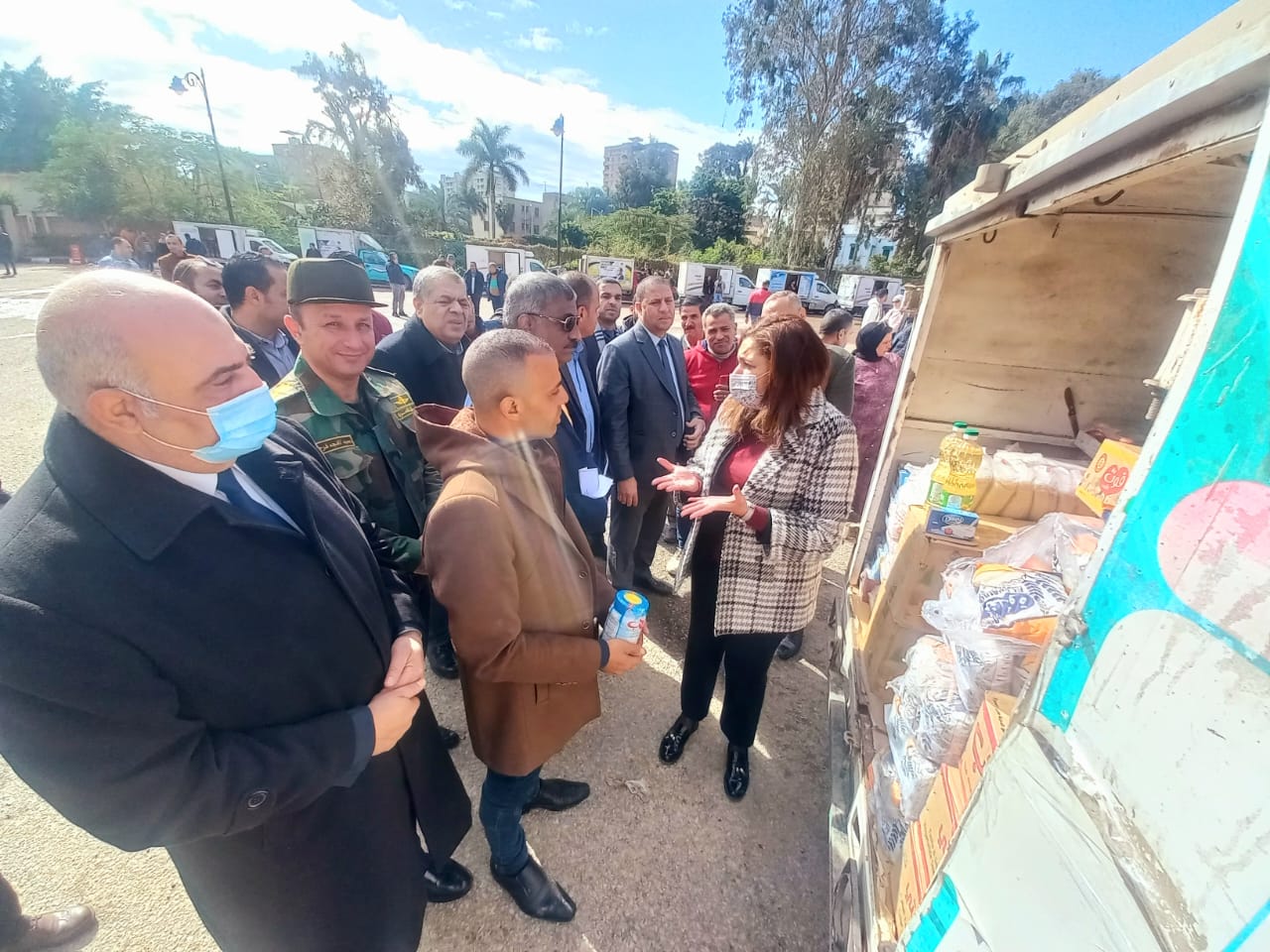 لمحاربة الغلاء إطلاق ١٣ سيارة محملة بالمواد الغذائية المدعمة بالبحيرة 