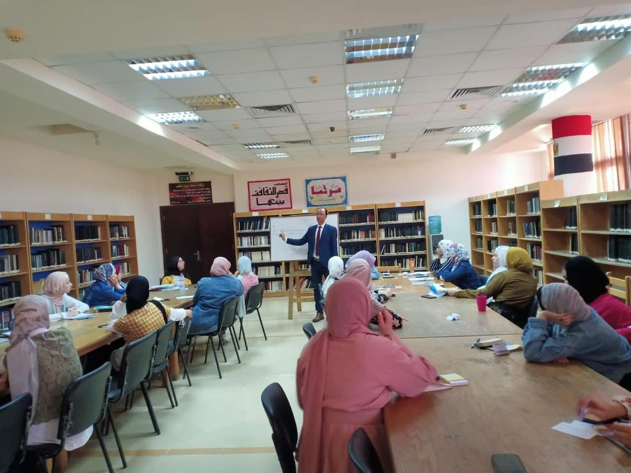 بالصور: مناقشة لكتاب وورش فنية للأطفال بثقافة القليوبية