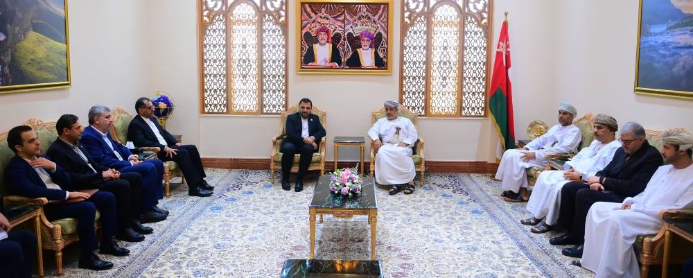 سلطنة عمان وإيران تبحثان تعزيز التعاون في مجالات الاتصالات وتقنية المعلومات
