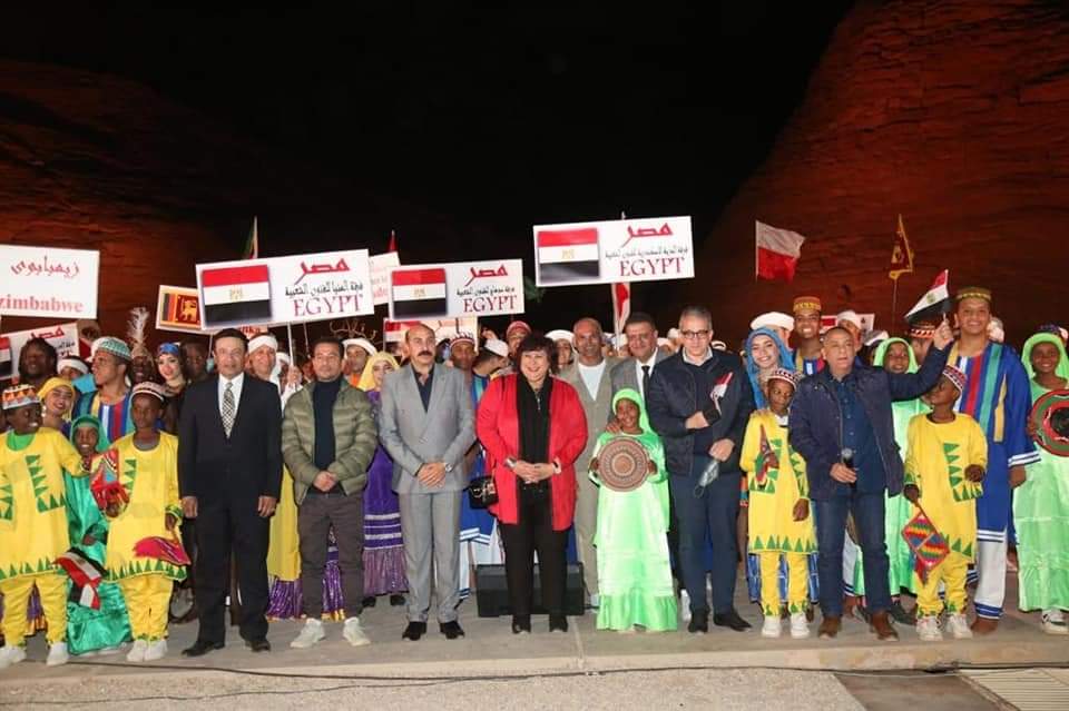 عبد الدايم ،وعناني،وعطية يشهدون ختام مهرجان أسوان الدولي للثقافة والفنون وتعامد الشمس علي وجه رمسيس الثاني بـأبو سمبل