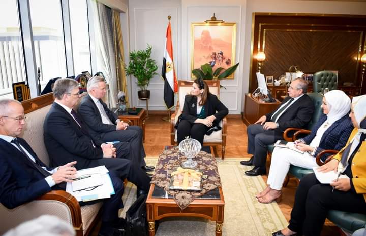 وزيرة الهجرة تستقبل وزير الهجرة الهولندي والوفد المرافق له لتعزيز التعاون في الهجرة وتأهيل الشباب 