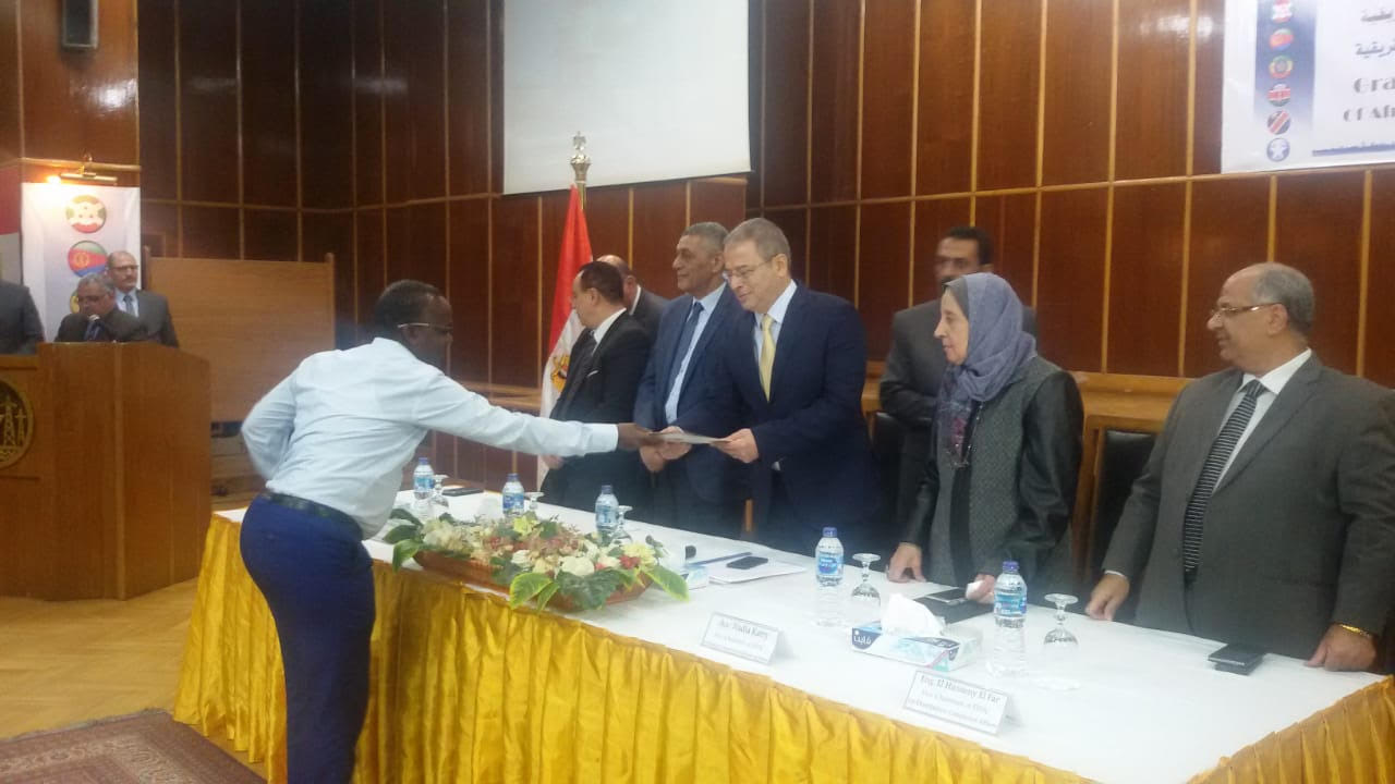 الكهرباء تشهد تخريج 56 متدرب من دول حوض النيل والقرن الأفريقي