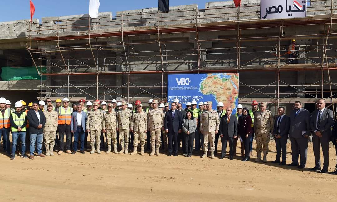 بالصور: رئيس الوزراء يتابع أعمال تنفيذ مشروعي مدينة اللقاحات والبيوتكنولوجي وشركة تصنيع الضمادات الطبية الحديثة بالإسماعيلية