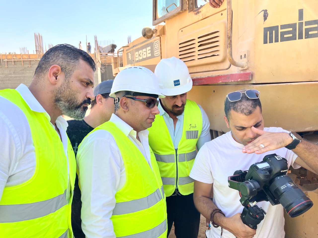 بالصور.. شادى الزيات يقدم برنامج "صناع القرار" على صدى البلد ومحمد سويد رئيساً للتحرير