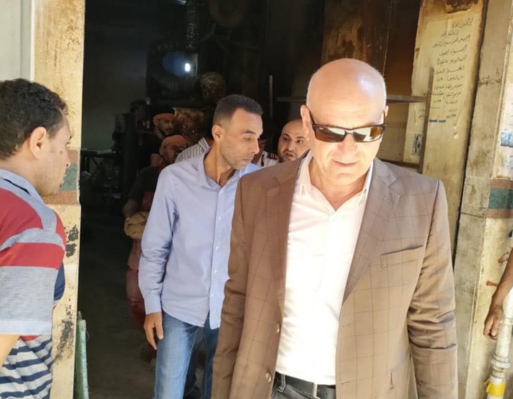 بالصور : رئيس مدينة الخصوص يقود حملة للتفتيش على المنشآت الصناعية المخالفة بمدينة الخصوص