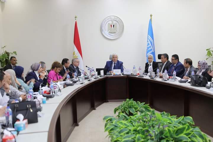 عاشور يفتتح فعاليات ورشة عمل لمحرري التعليم العالى حول "استخدام وسائل الإعلام في تعزيز المساواة بين الجنسين"