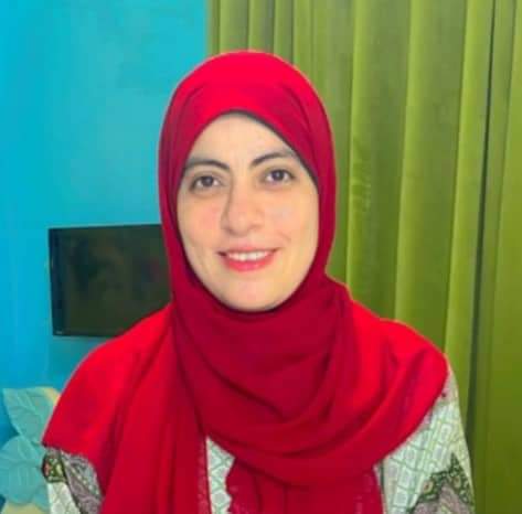 د عائشة بكير تكتب :نزاع بين  القلب والعقل