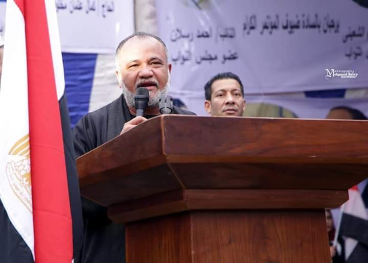 كمال عثمان رئيس رابطة أبناء الصعيد يشيد بجهود وشجاعة وزيرة الصحه