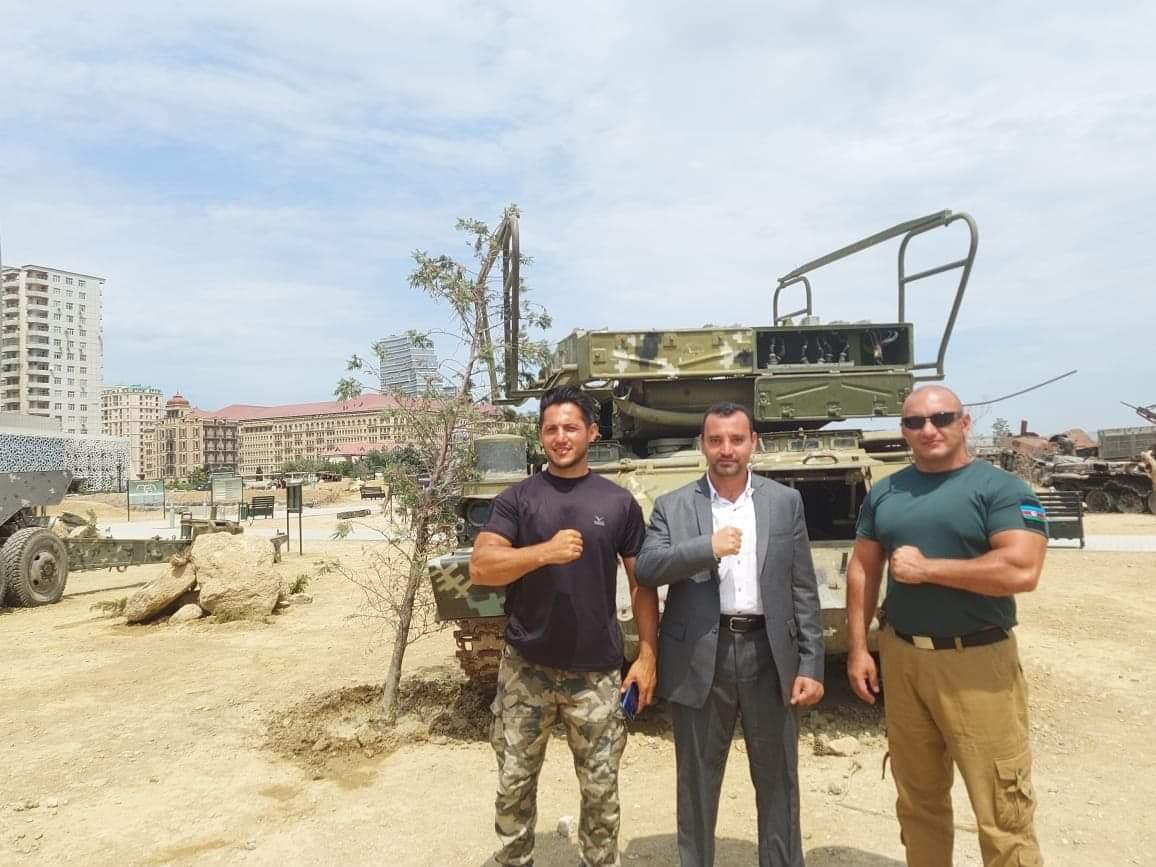 بالصور: كوماندوز أذربيجان يكشفون عن خطة اقتحام وتحرير كارباخ