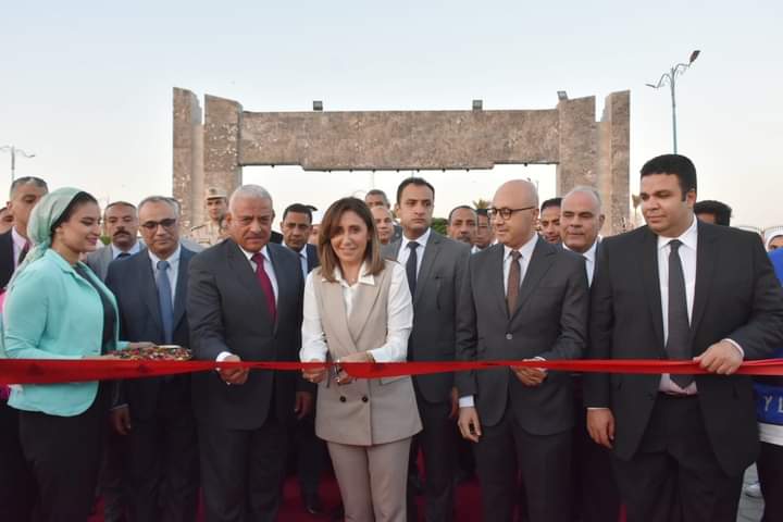 وزيرة الثقافة تفتتح معرِض السويس للكتاب في دورته الأولى بمشاركة 40 ناشرًا