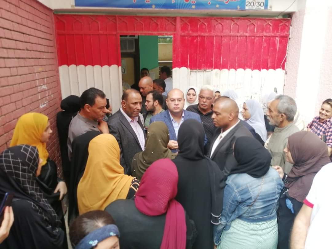 نائب محافظ الجيزة يتابع أنتظام الدراسة في ثاني أيام العام الدراسي 
