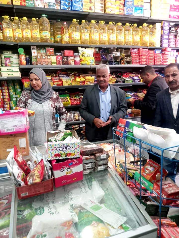 إعدام مواد غذائية منتهية الصلاحية بمركز طما سوهاج 