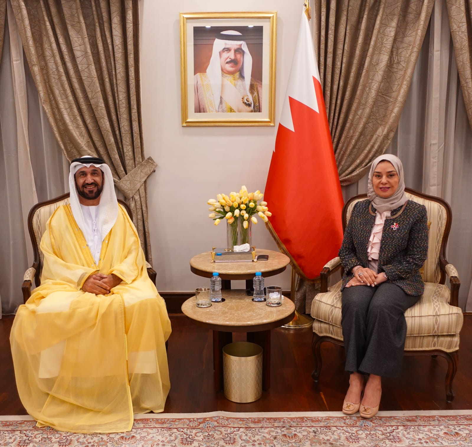 سفيرة مملكة البحرين بالقاهرة  تستقبل رئيس البرلمان العربي