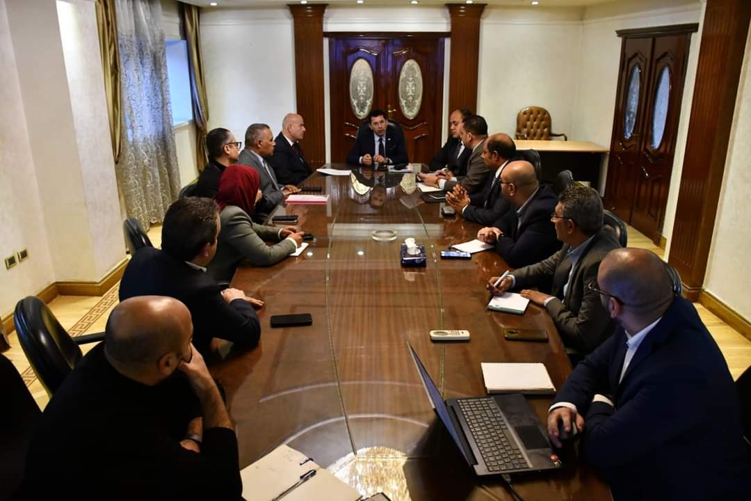 وزير الشباب والرياضة يبحث الاستعدادات والترتيبات النهائية لانطلاق ماراثون زايد الخيري بالعاصمة الإدارية الجديدة