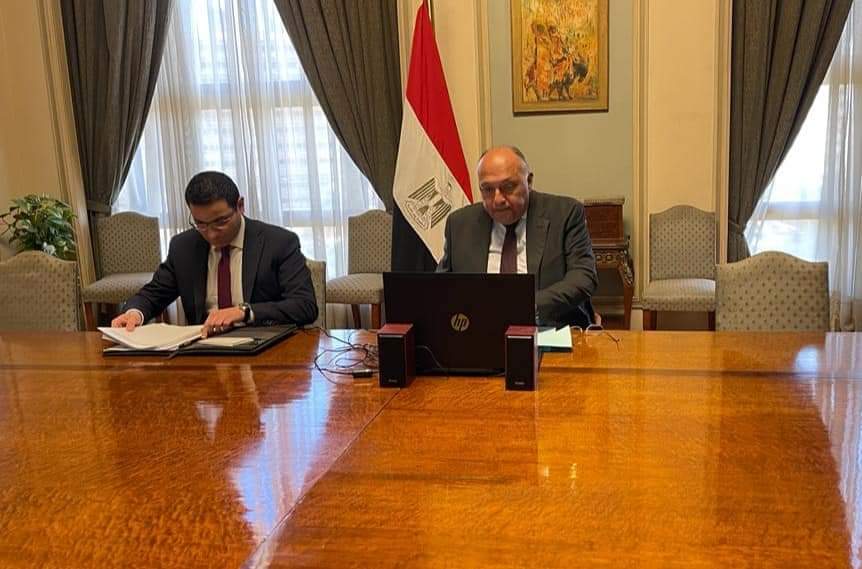 وزير الخارجية : يتلقى اتصالاً مرئياً من المبعوث الرئاسي الأمريكي للمُناخ لمواصلة التنسيق بشأن قضايا تغير المناخ