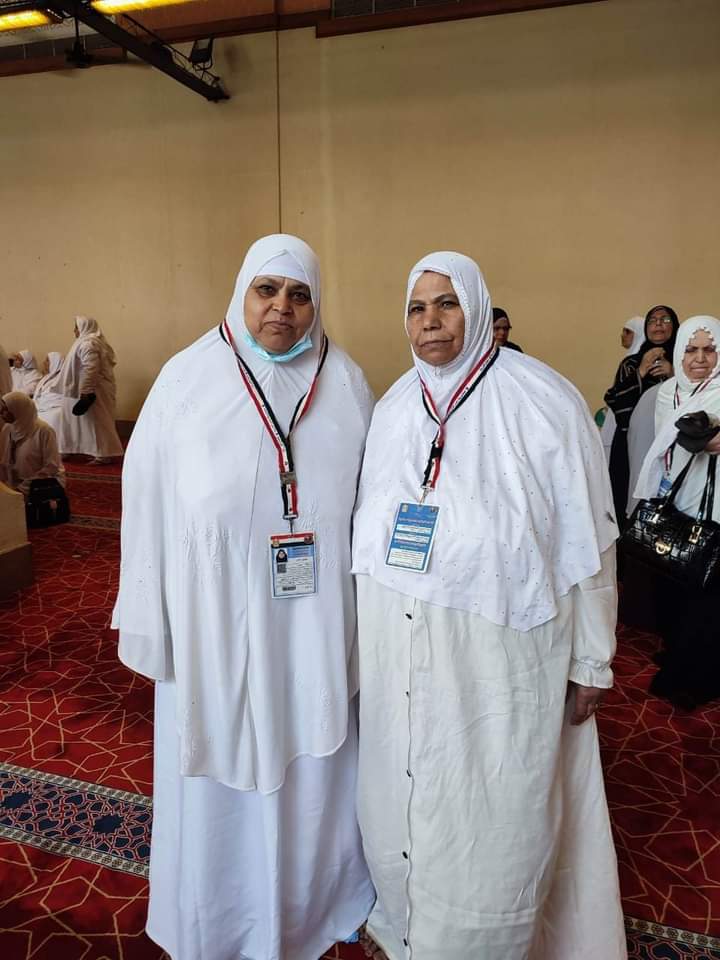 بعد 20 عاما من الإدّخار للحج.. الموت يفرق شقيقتين مصريتين في مكة