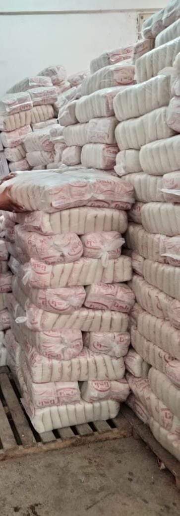 ضبط 207 طن سكر تمويني تم تجميعهم لاعاده بيعهم في السوق السوداء