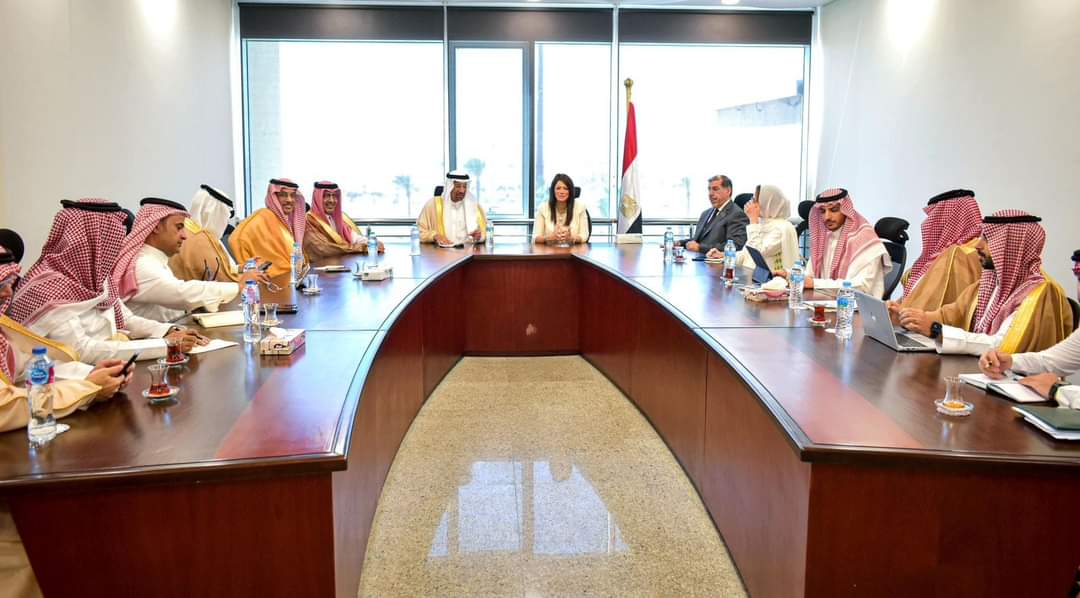 المشاط  تستقبل خالد الفالح وزير الاستثمار السعودي