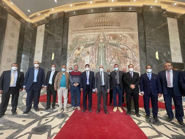 بالصور ..الإسكان": وفد حكومي عماني رفيع المستوى يتفقد مشروعات العاصمة الإدارية الجديدة للاستفادة من التجربة العمرانية المصرية