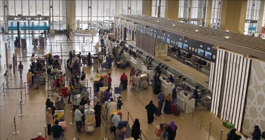 مطار الملك فهد الدولي يكسر حاجز الـ 10 ملايين مسافر خلال 2023