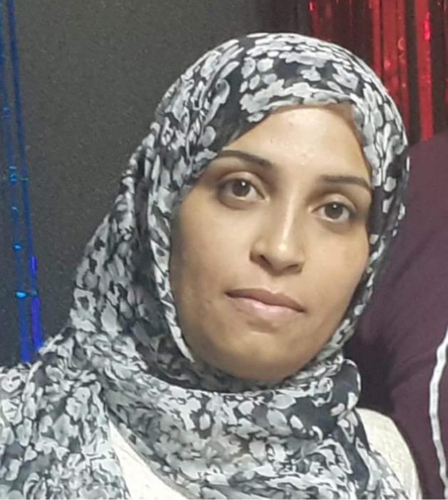 الأم هى الدفء الحقيقي