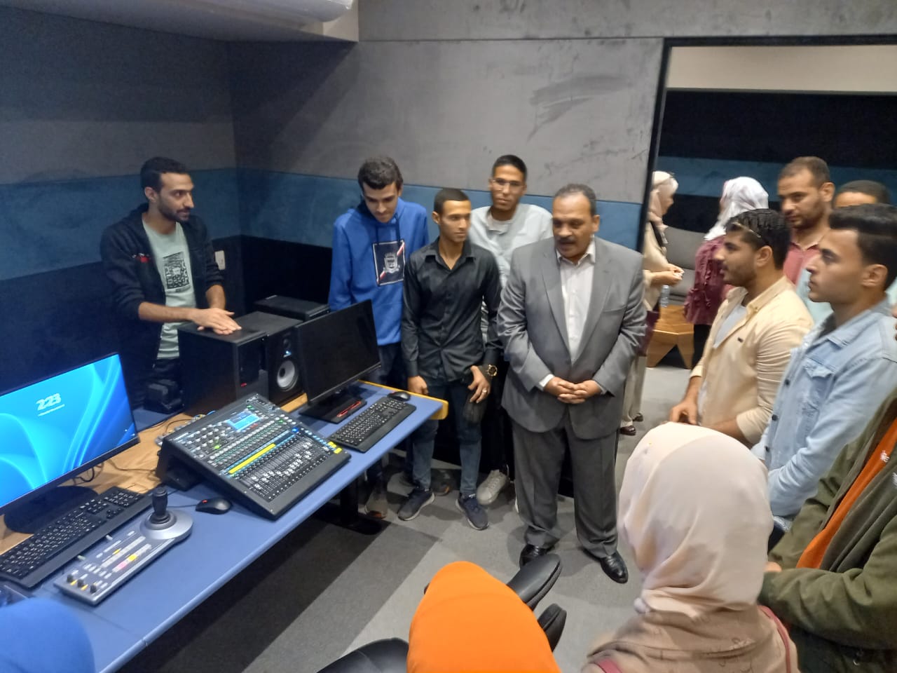 نائب رئيس جامعة بنها لشئون التعليم والطلاب يتفقد عدد من المراكز والوحدات التعليمية 