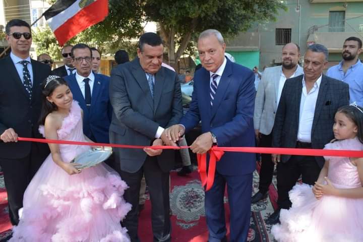 وزير التنمية المحلية ومحافظ القليوبية يفتتحان عدداً من المشروعات الخدمية والتنموية بمدينة القناطر الخيرية وحي غرب شبرا الخيمه بتكلفة ٥٦٢ مليون جنيه
